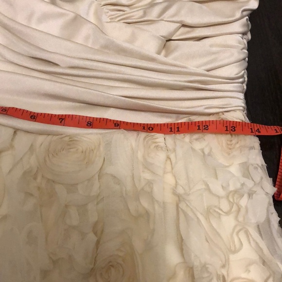 NWT cream coloured mini dress - Picture 9 of 11